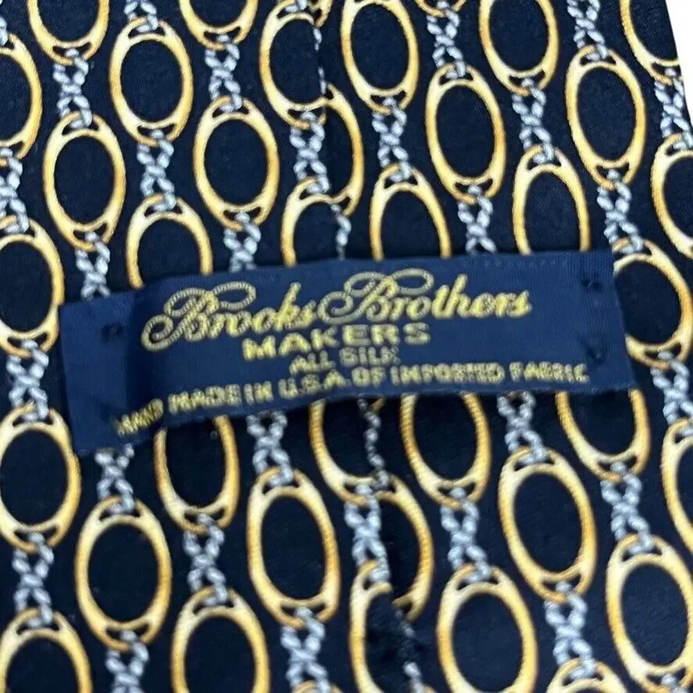 Brooks Brothers Makers Mens All Silk Chain Print Black Gold Neck Tie Necktie 3.5